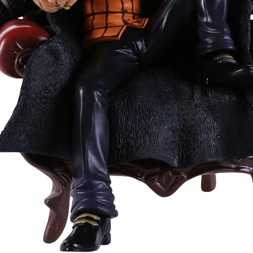 figurine-crocodile-mr-0-one-piece™