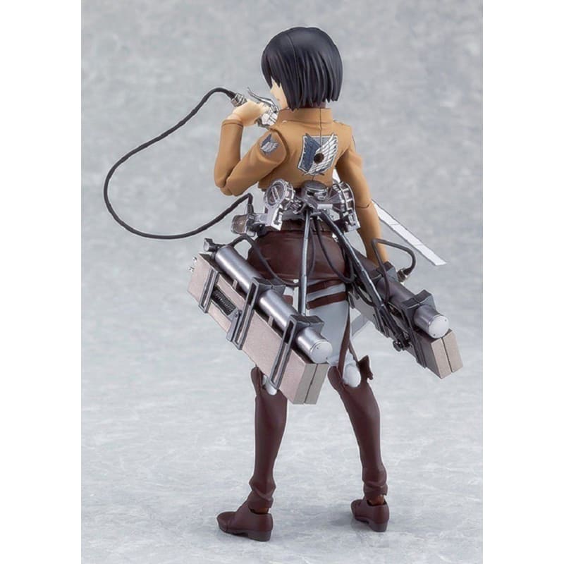 Figurine de Mikasa Ackerman, héroïne du célèbre manga Attaque des titans